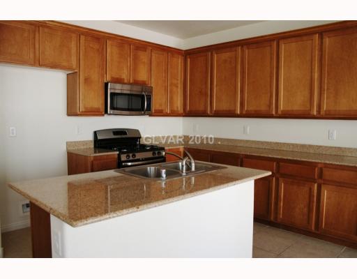 10465 South Dapple Grey Road Las Vegas, NV 89178 - Photo 3 of 8 Kitchen.