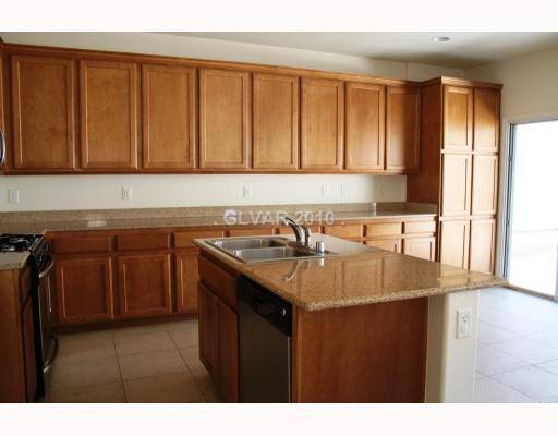 10465 South Dapple Grey Road Las Vegas, NV 89178 - Photo 4 of 8 Kitchen.
