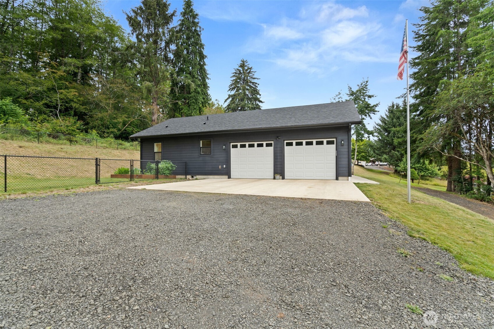 763 Harrison Avenue Raymond, WA 98577 - Photo 3 of 31