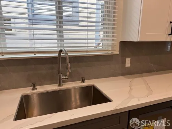 $5,300 | 2362 35th Avenue, San Francisco, CA 94116