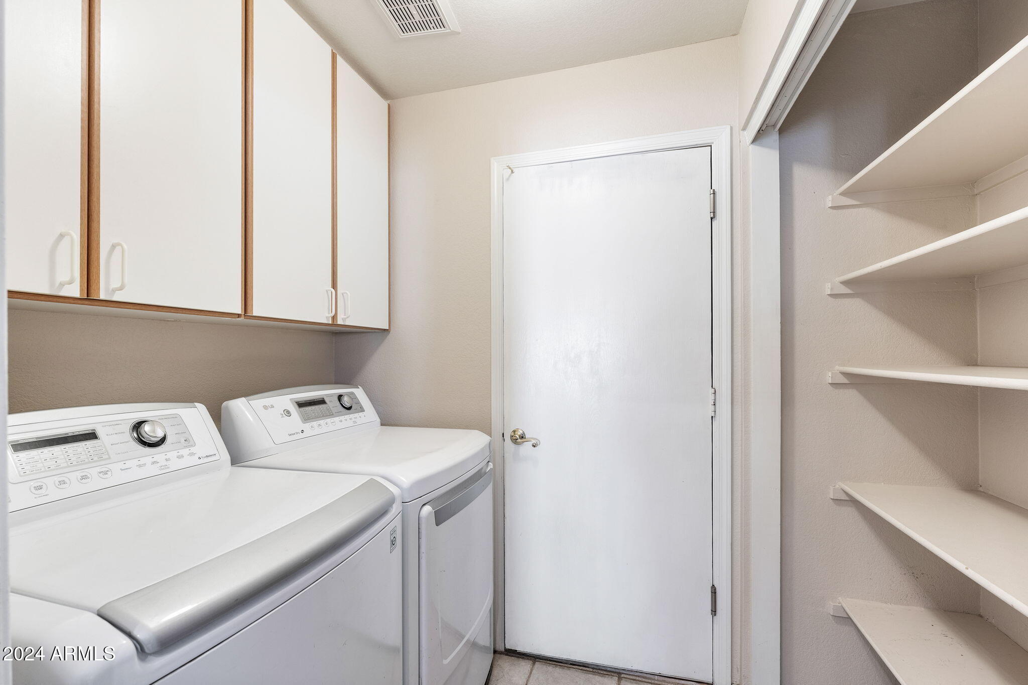 633 South Golden Key Street Gilbert, AZ 85233 - Photo 20 of 23 025__633 S Golden Key St