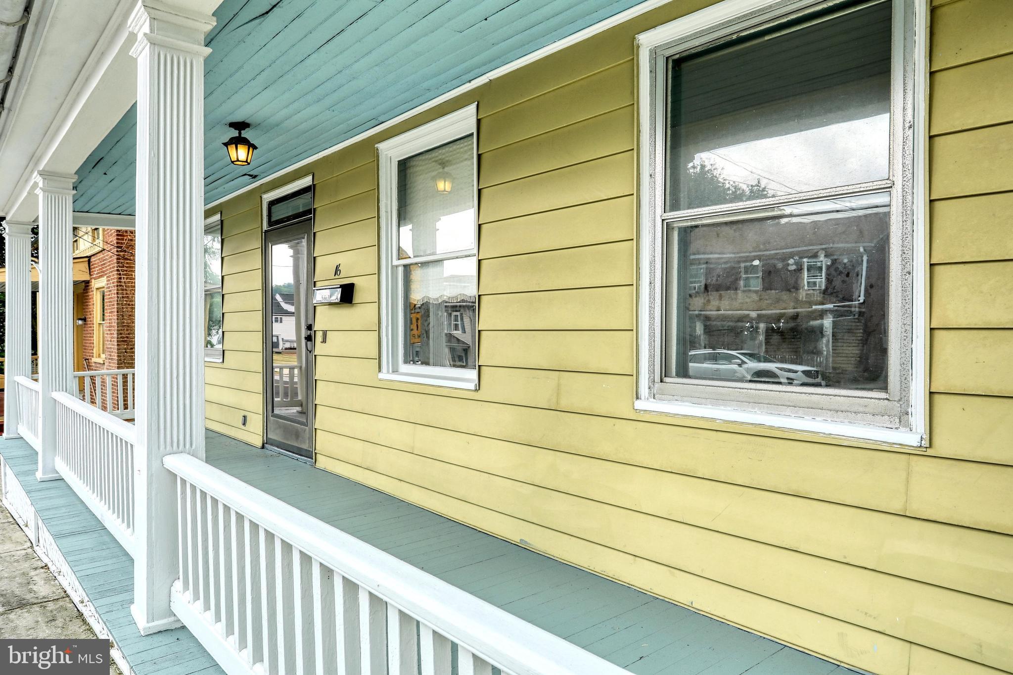 16 Berlin Street Spring Grove, PA 17362 - Photo 2 of 31 Gallery Image 2