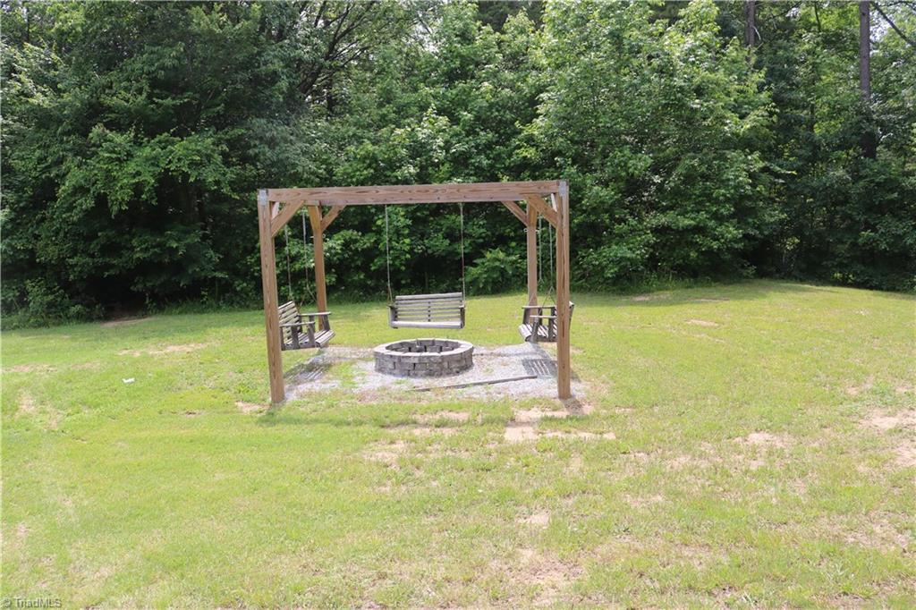 1197 Giles Road Lexington, NC 27295 - Photo 14 of 24 Gallery Image 14