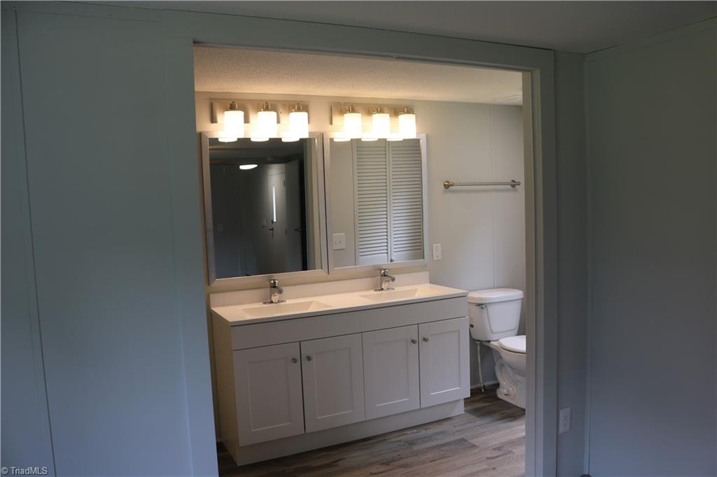 1197 Giles Road Lexington, NC 27295 - Photo 9 of 24 Gallery Image 9