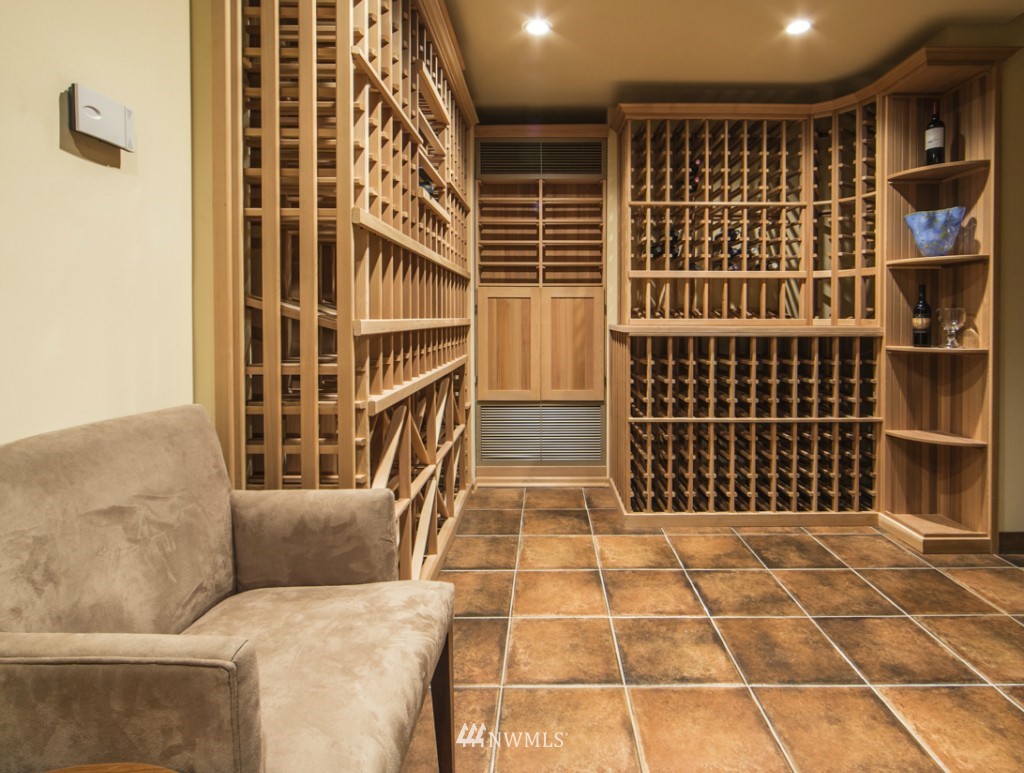 1444 Evergreen Point Road Medina, WA 98039 - Photo 14 of 15 Gallery Image 14