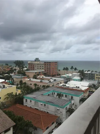 $1,600 | 801 South Ocean Drive, Unit 905, Hollywood, FL 33019