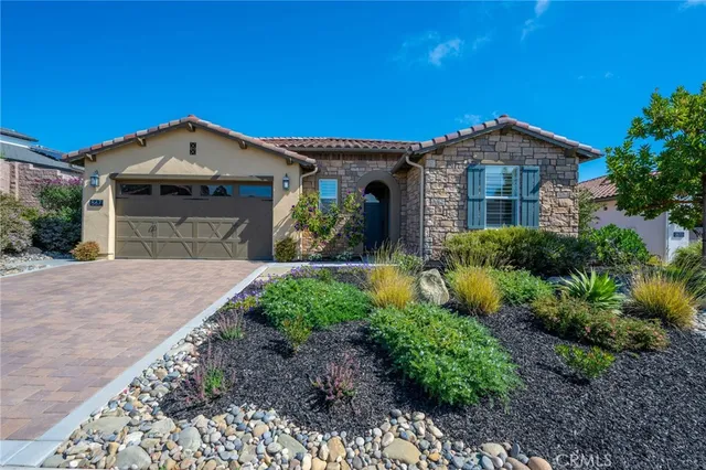 $1,325,000 | 867 Trail View Place, Nipomo, CA 93444