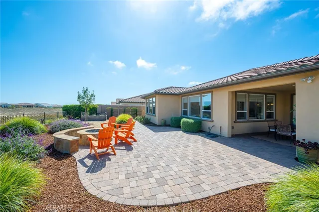 $1,325,000 | 867 Trail View Place, Nipomo, CA 93444