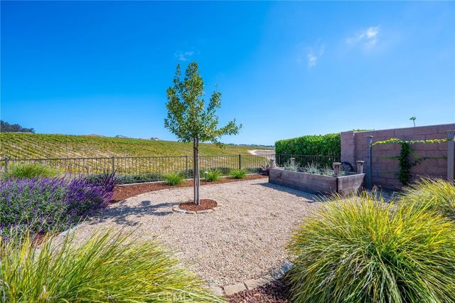 $1,325,000 | 867 Trail View Place, Nipomo, CA 93444