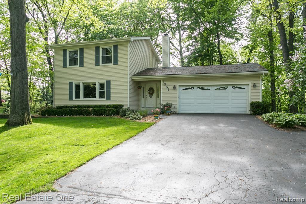 1351 Nightingale Road Wixom, MI 48393 - Photo 1 of 36 4Y0A6538.jpg