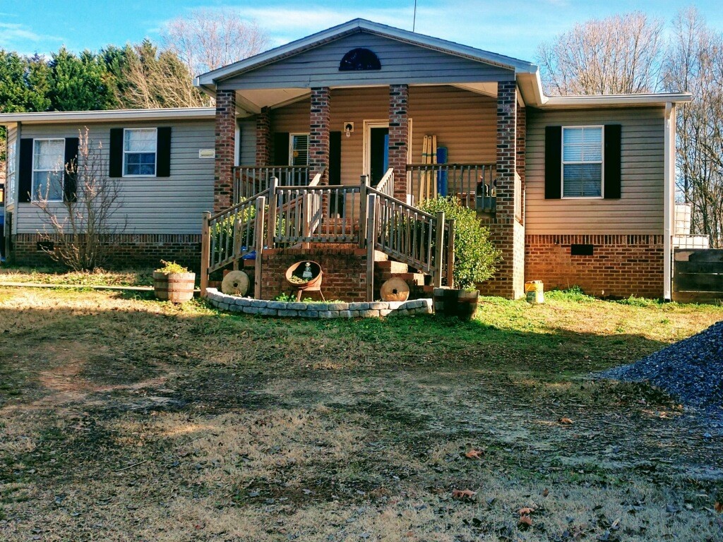 115 Arbor Lane Anderson, SC 29621 - Photo 1 of 27 Gallery Image 1