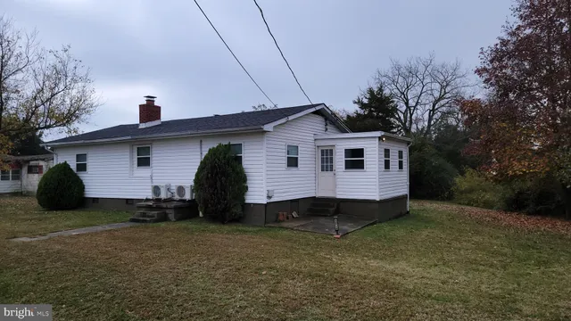 $340,000 | 22719 Lagoon Drive, Bushwood, MD 20618