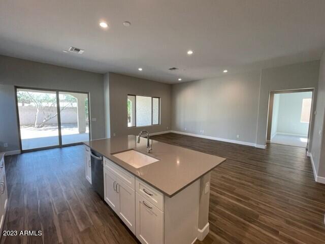 16853 West Almeria Road Goodyear, AZ 85395 - Photo 3 of 6 Kitchen and great room