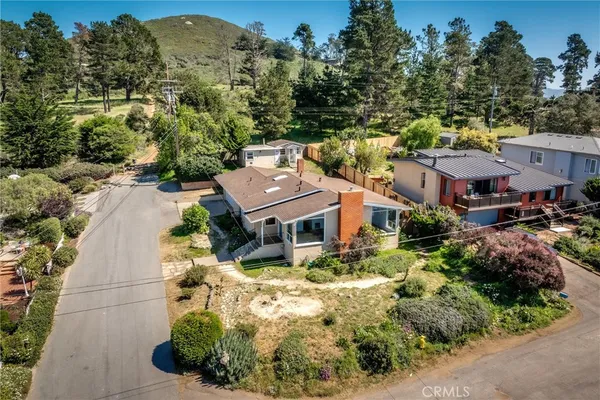 $1,250,000 | 1000 Ridgeway Street, Morro Bay, CA 93442