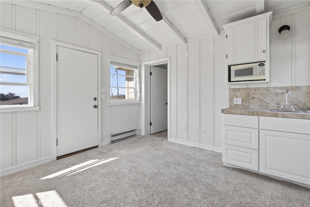 1000 Ridgeway Street Morro Bay, CA 93442 - Photo 31 of 50 Living area.