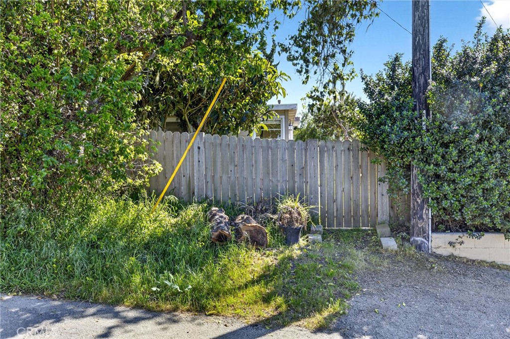 1000 Ridgeway Street Morro Bay, CA 93442 - Photo 36 of 50 Entry to Black Mountain trail.