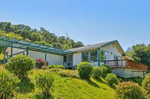 $799,000 | 425 Oak Point Place, Santa Rosa, CA 95409