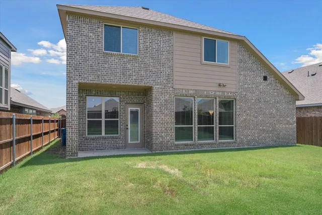 $3,300 | 4102 Sublett Way, Kaufman, TX 75142