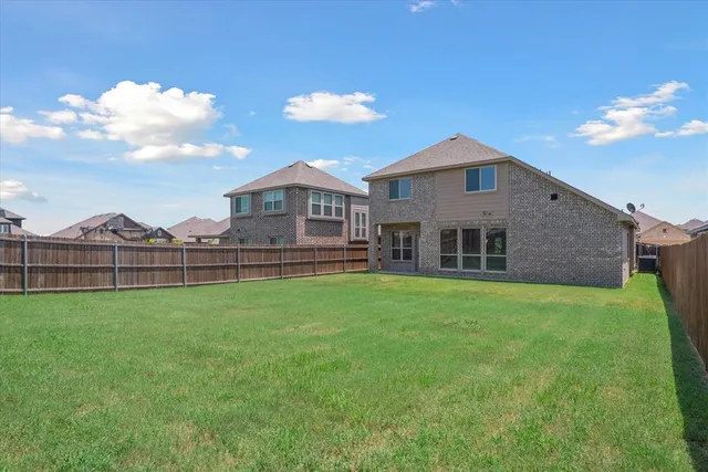 $3,300 | 4102 Sublett Way, Kaufman, TX 75142