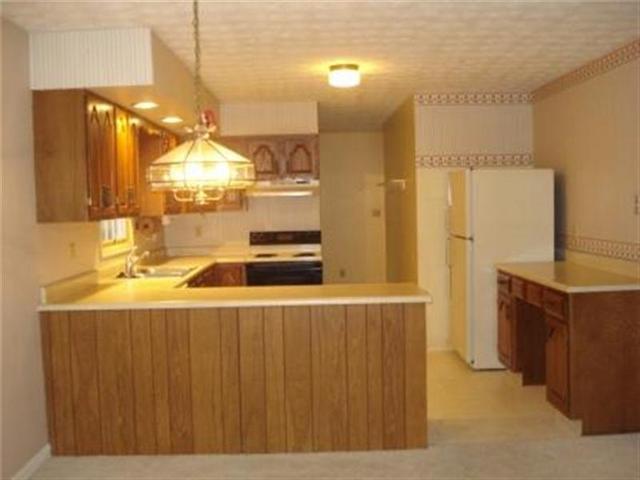 3256 Raccoon Valley Road Granville, OH 43023 - Photo 3 of 9 Gallery Image 3