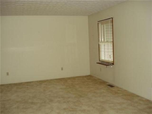 3256 Raccoon Valley Road Granville, OH 43023 - Photo 6 of 9 Gallery Image 6