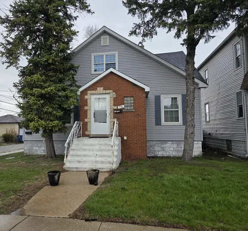 $192,000 | 336 153rd Place, Calumet City, IL 60409