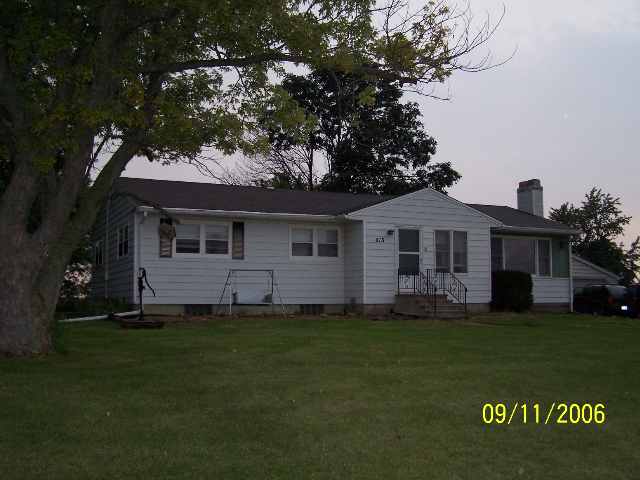 815 North Trivoli Road Trivoli, IL 61569 - Photo 1 of 2