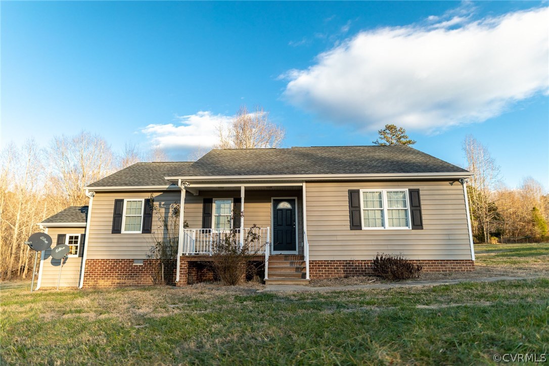 1828 Nichols Road Powhatan, VA 23139 - Photo 1 of 18 Gallery Image 1