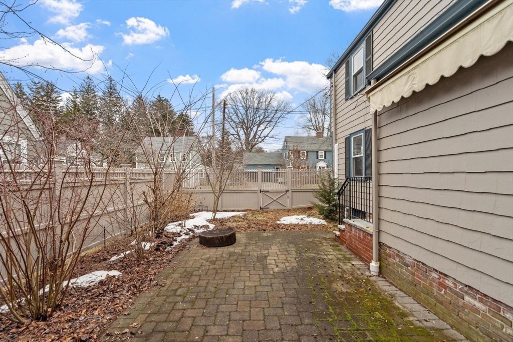 70 Ardsmoor Road Melrose, MA 02176 - Photo 36 of 42