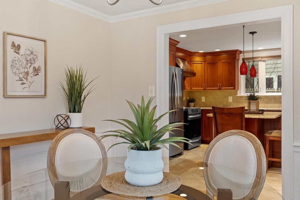 70 Ardsmoor Road Melrose, MA 02176 - Photo 10 of 42