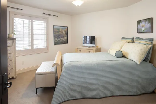 $2,675,000 | 4913 West Sunnyslope Road, Edina, MN 55424