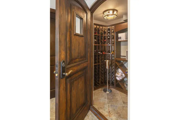 $2,675,000 | 4913 West Sunnyslope Road, Edina, MN 55424