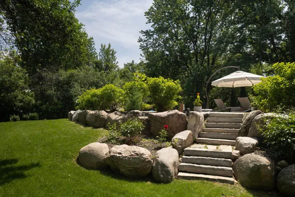 $2,675,000 | 4913 West Sunnyslope Road, Edina, MN 55424