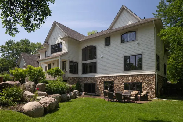 $2,675,000 | 4913 West Sunnyslope Road, Edina, MN 55424