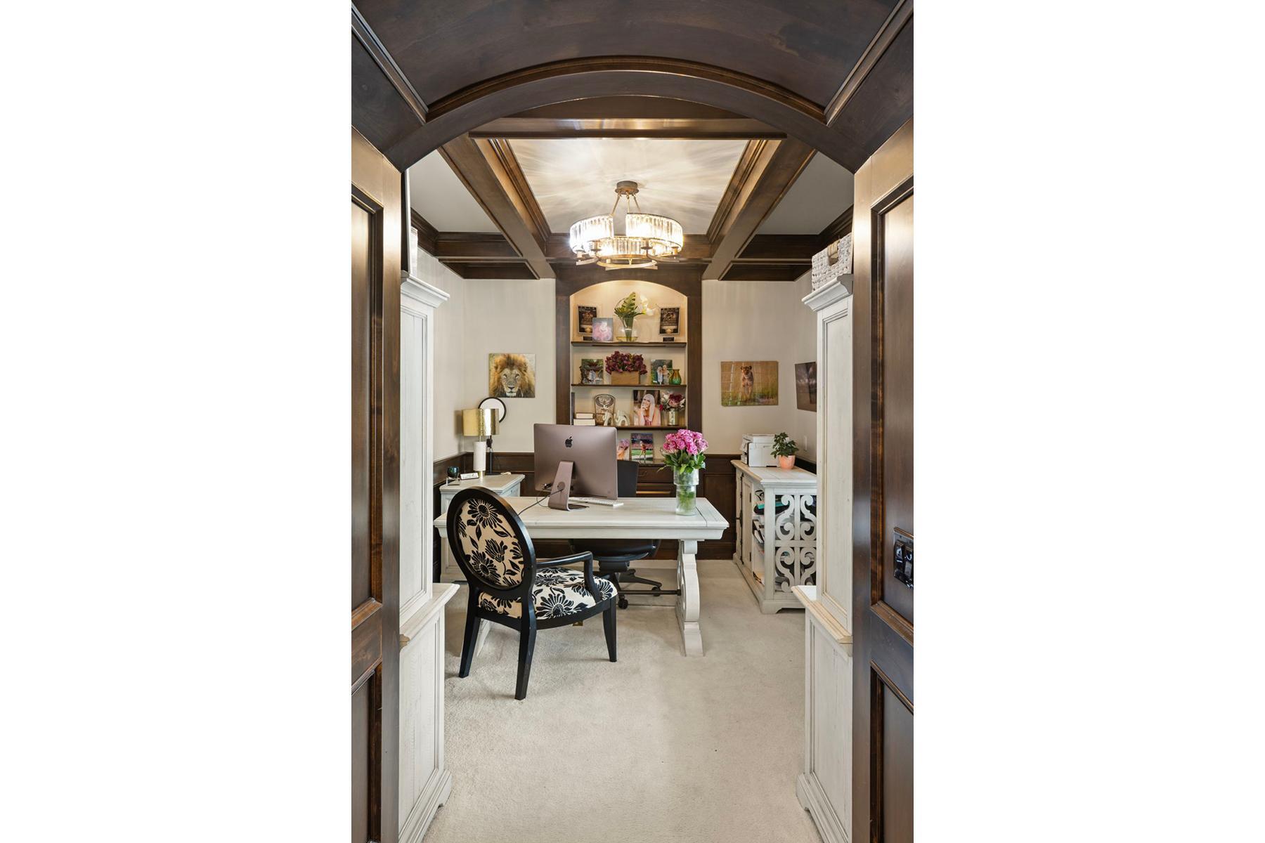 4913 West Sunnyslope Road Edina, MN 55424 - Photo 5 of 50