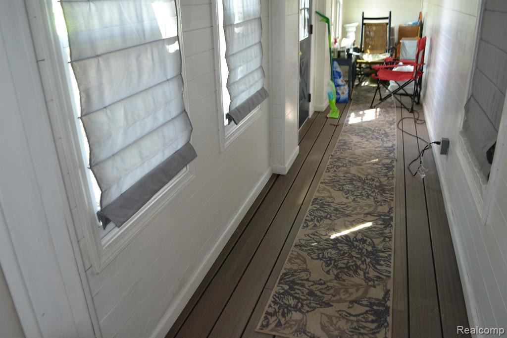 4427 Fenton Road Burton, MI 48529 - Photo 10 of 30 Gallery Image 10