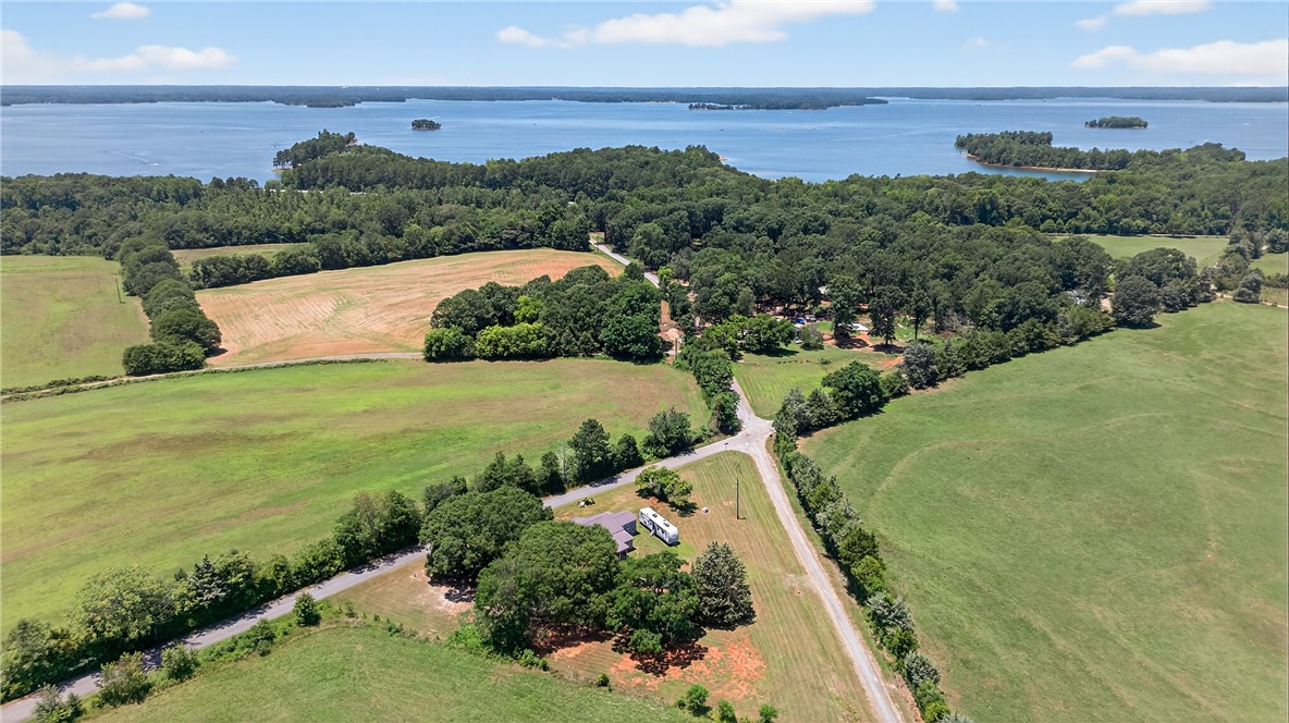 605-607 Opry House Road Starr, SC 29684 - Photo 1 of 15 Gallery Image 1