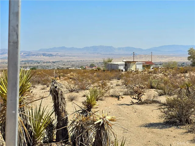 a view of outdoor space