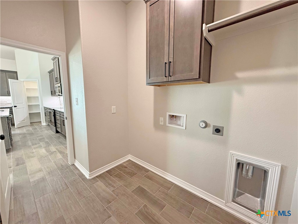 4433 Agave Trail Temple, TX 76502 - Photo 17 of 27 a view of empty room with wooden floor and fan