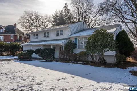 $569,999 | 409 West Anderson Street, Hackensack, NJ 07601