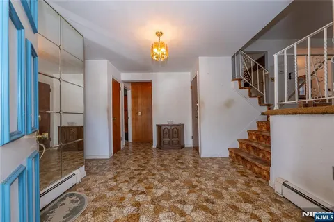 $569,999 | 409 West Anderson Street, Hackensack, NJ 07601
