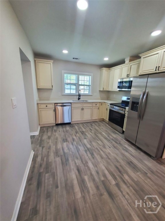 1202 Love Street Savannah, GA 31415 - Photo 4 of 13