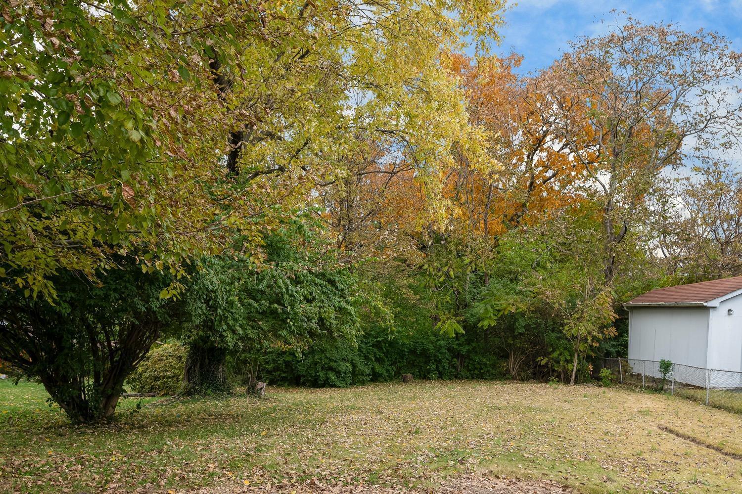 528 Roebling Road Cincinnati, OH 45238 - Photo 28 of 29