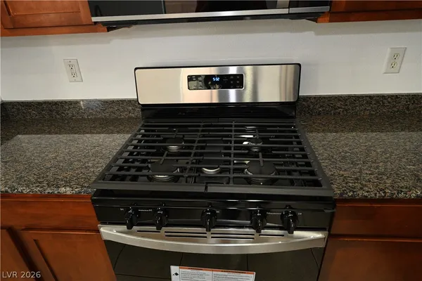 $2,300 | 8132 Chimney Bluff Street, North Las Vegas, NV 89085