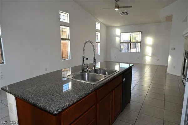 $2,300 | 8132 Chimney Bluff Street, North Las Vegas, NV 89085