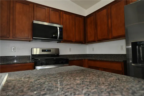 $2,300 | 8132 Chimney Bluff Street, North Las Vegas, NV 89085