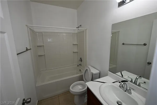 $2,300 | 8132 Chimney Bluff Street, North Las Vegas, NV 89085