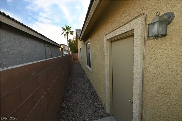 $2,300 | 8132 Chimney Bluff Street, North Las Vegas, NV 89085
