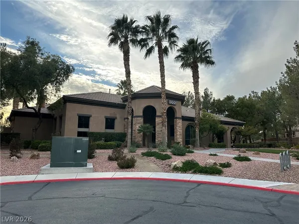 $2,300 | 8132 Chimney Bluff Street, North Las Vegas, NV 89085