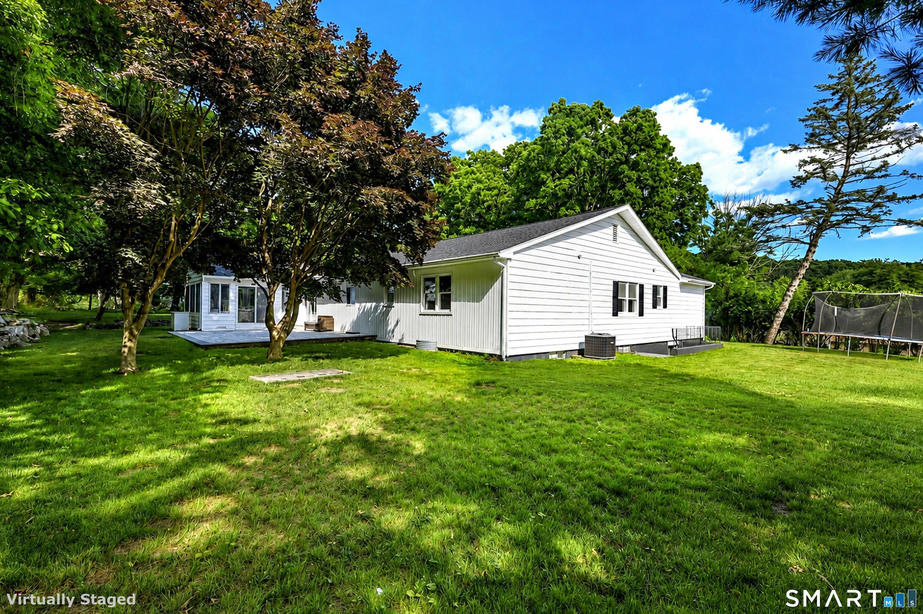 429 Flax Hill Road Norwalk, CT 06854 - Photo 3 of 39